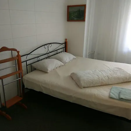 Hotel Harmony On Andrew Descent *